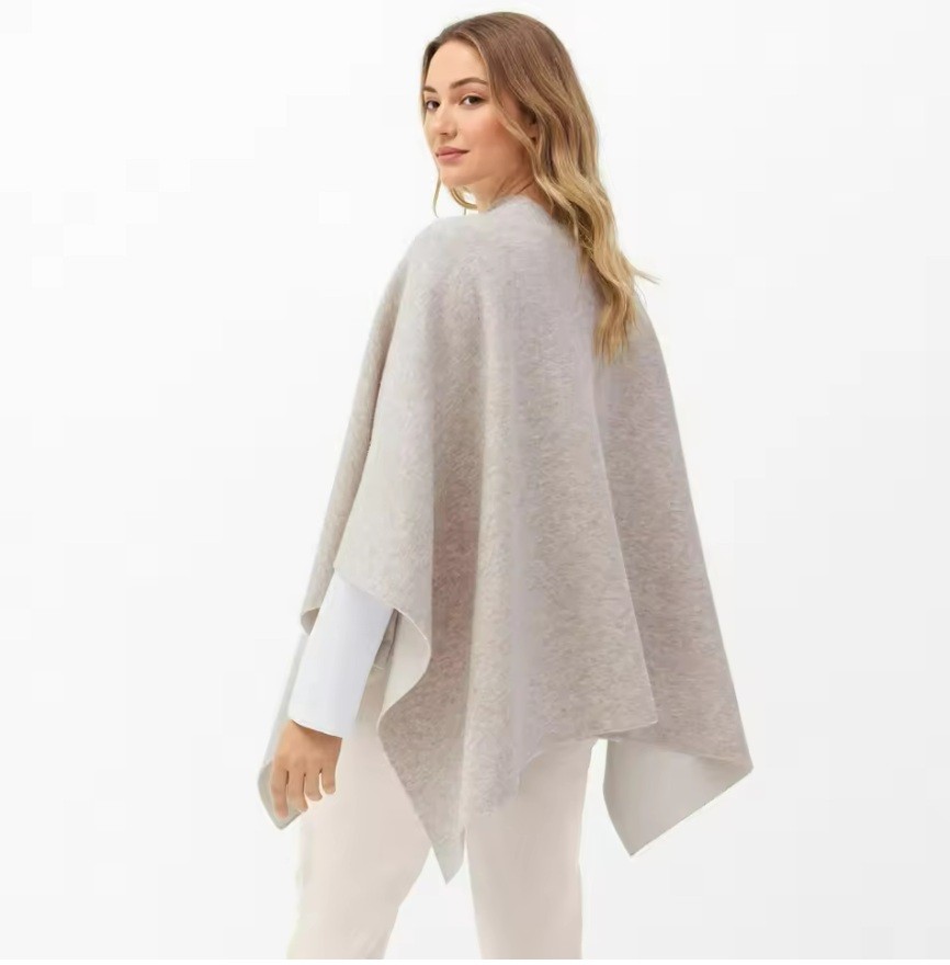 Custom Fabric and Pattern Winter Pleated Knitted Women Ladies Pocket Scarves Poncho Shawls Cloak Online Clothes Supplier