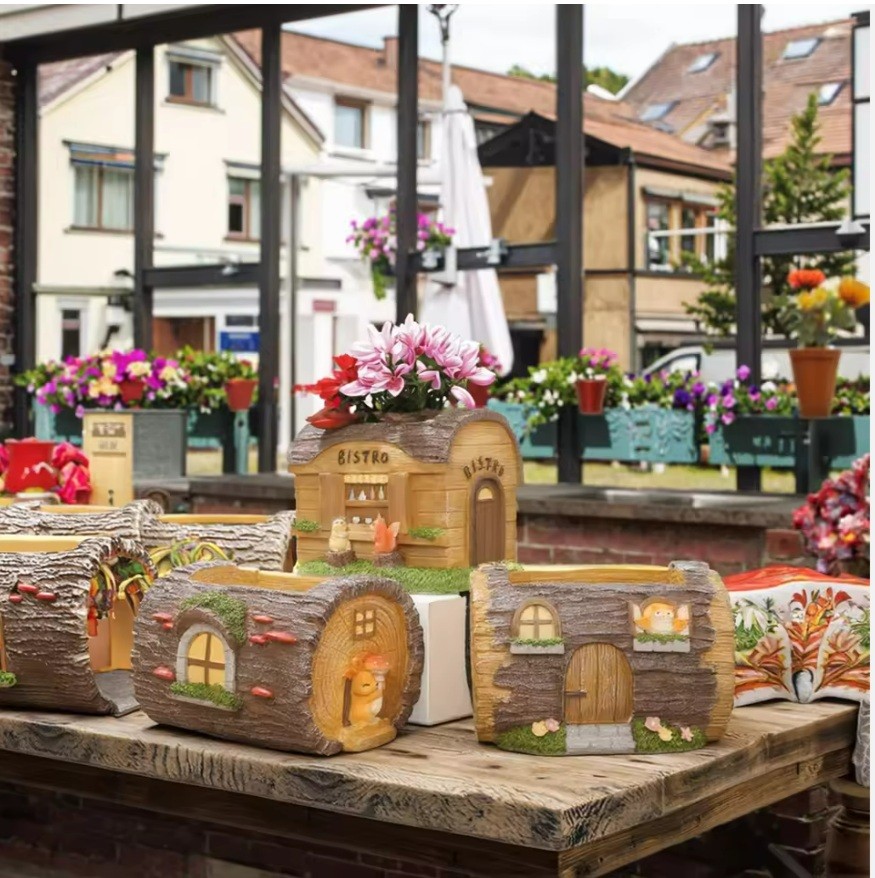 Roogo Creative Rustic Countryside Planter Resin Succulent Planter Gardening Green Plant Ornament Planter